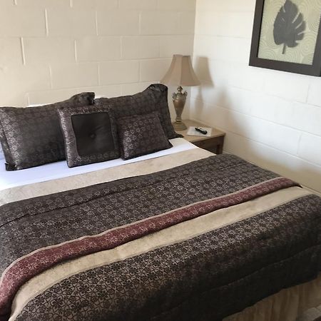 Selkirk Motel Colville ภายนอก รูปภาพ