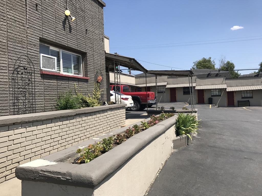 Selkirk Motel Colville ภายนอก รูปภาพ