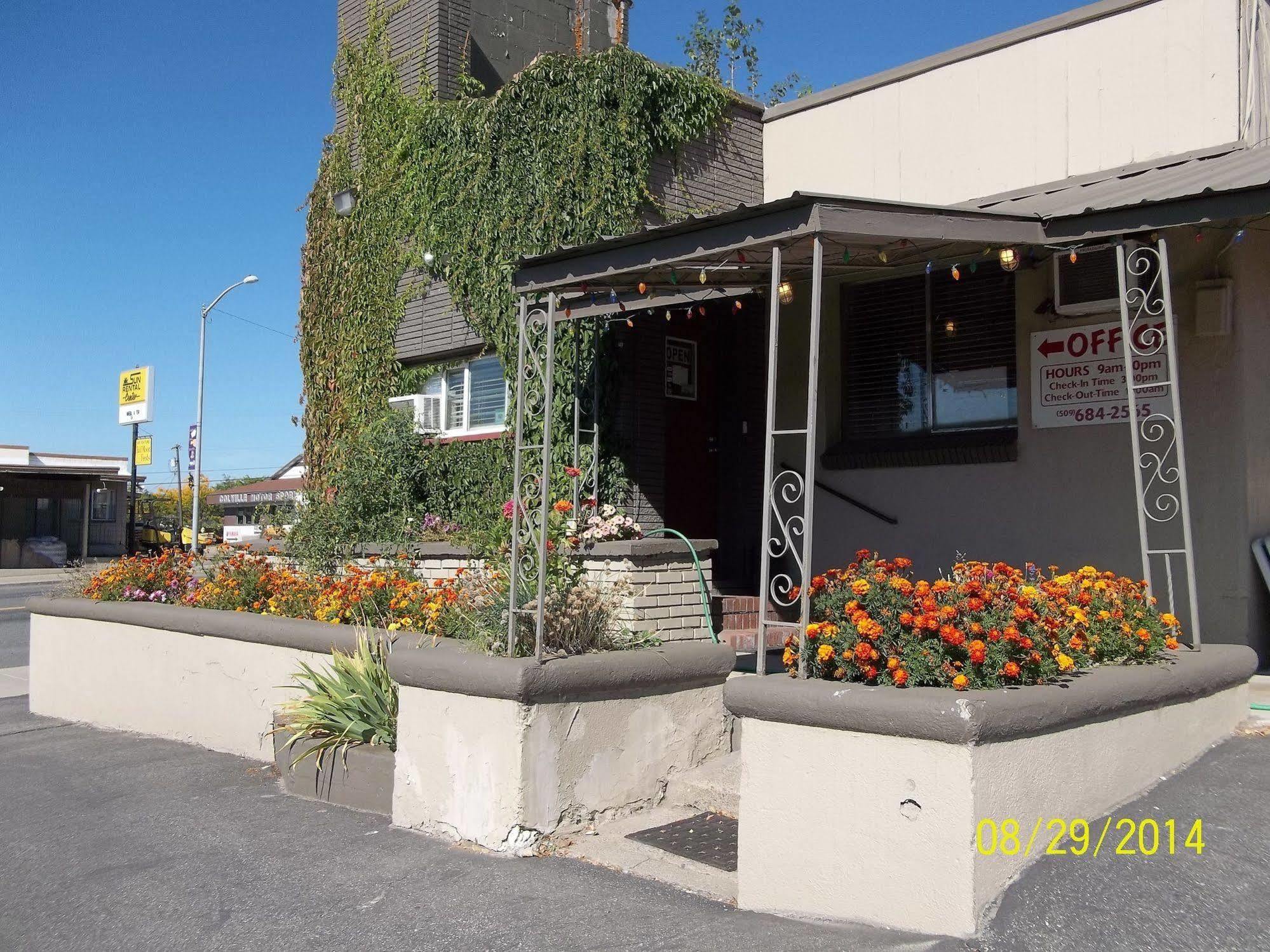 Selkirk Motel Colville ภายนอก รูปภาพ