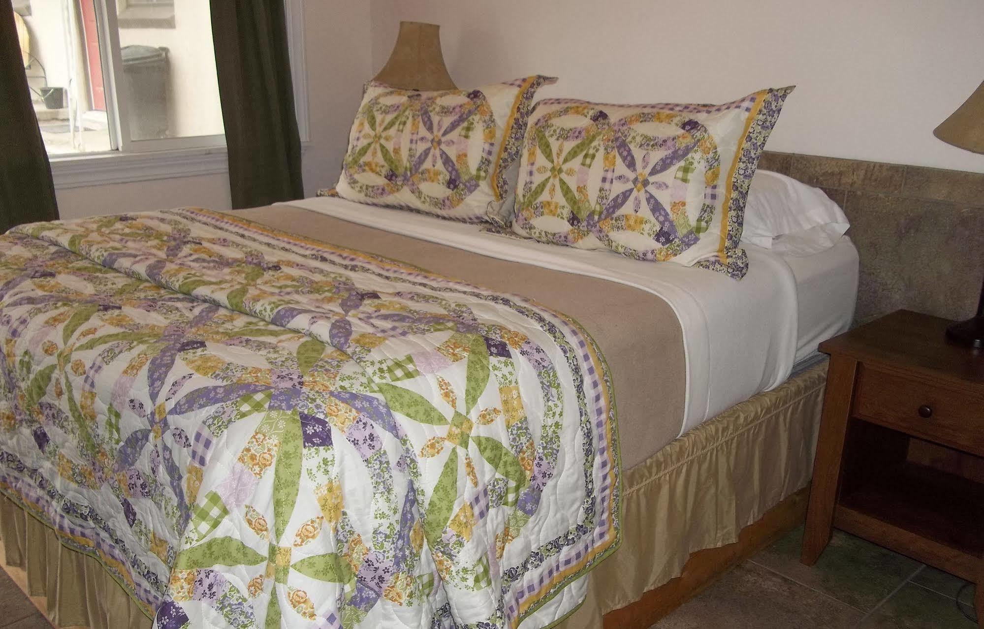 Selkirk Motel Colville ภายนอก รูปภาพ