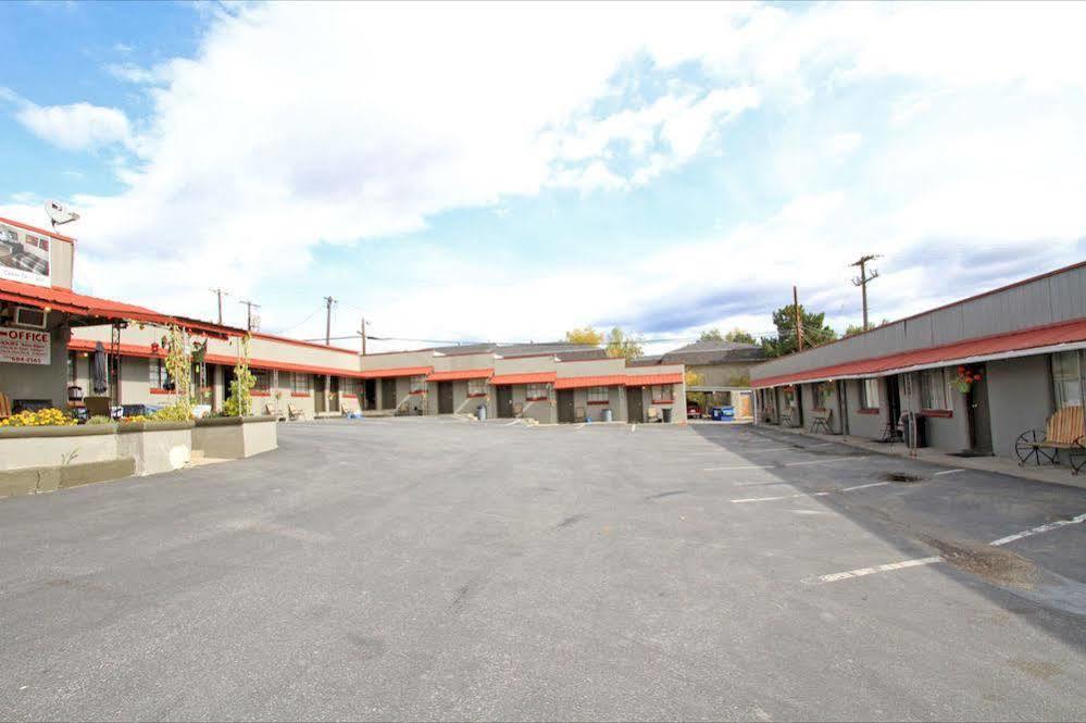 Selkirk Motel Colville ภายนอก รูปภาพ